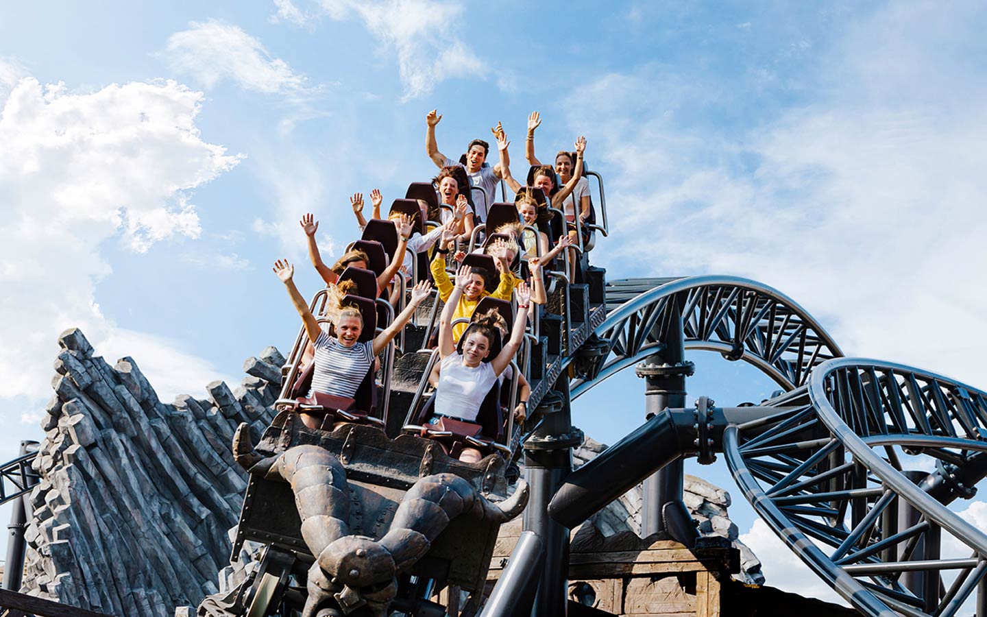 Download phantasialand-attraktionen-taron_07.zip